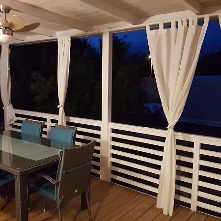 Mobile Home Pearl Of Murter Jezera Exterior photo